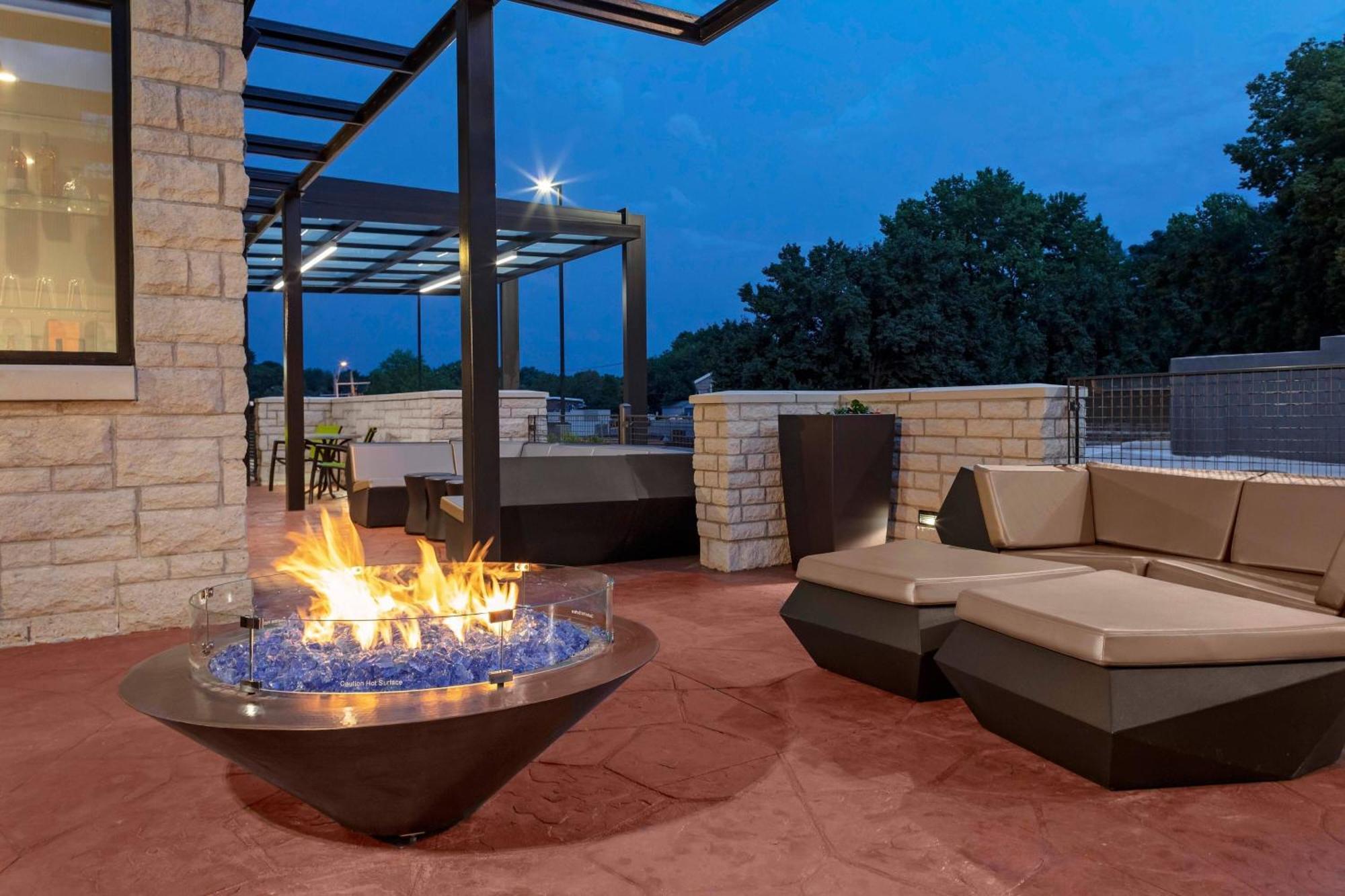 Springhill Suites By Marriott Kansas City Plaza Kültér fotó
